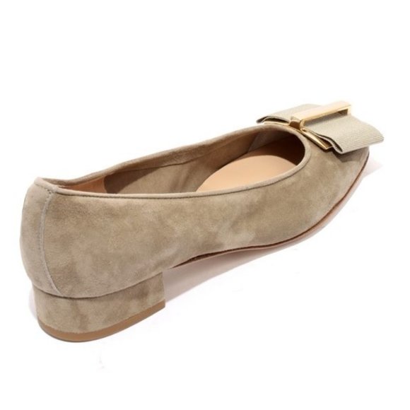 ITALIAN Khaki Suede Leather Gold Bow Shoes - Picture 4 of 8